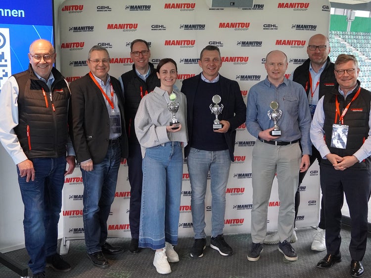 Gruppenbild Manitou Bester Händler Auszeichnung
