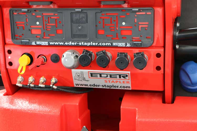 Teleskopstapler MLT 741-140 V+