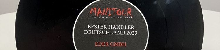 Manitour bester Händler Deutschland 2023 Auszeichnung in Schwarz