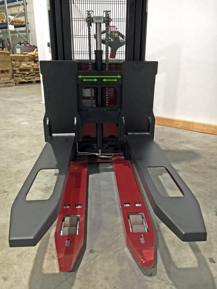 Bild von einem FEM Gabelträger Hochhubwagen