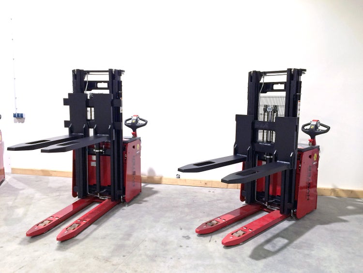 Bild von einem FEM Gabelträger Hochhubwagen