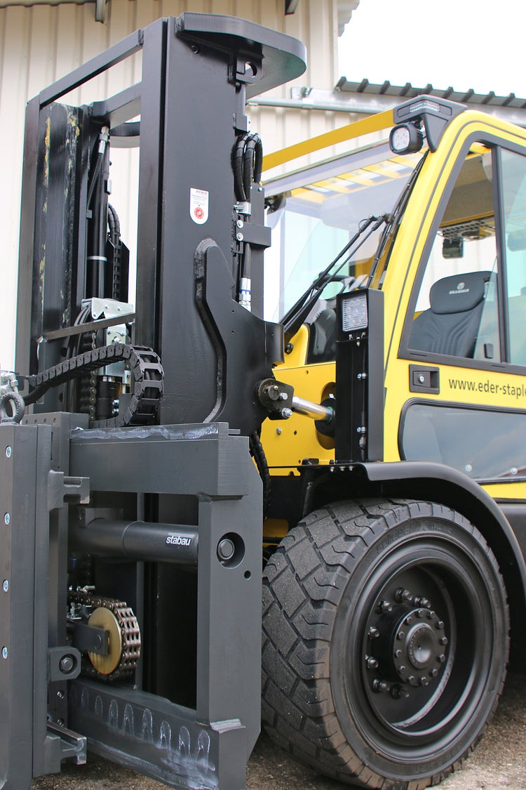 Bild von den Gabel von einem Containerfähiger Schwerlaststapler