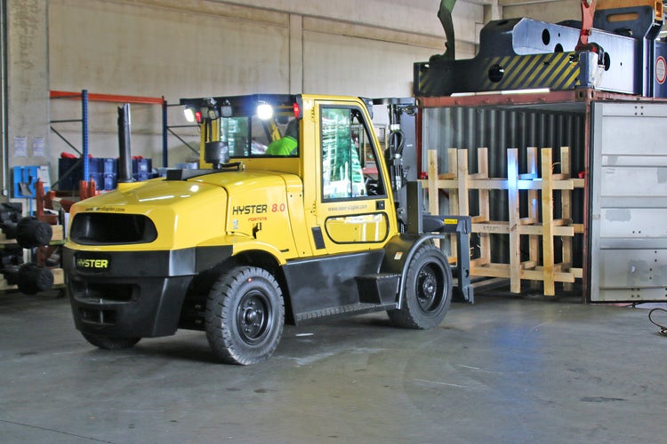 Bild von einem Containerfähiger Schwerlaststapler