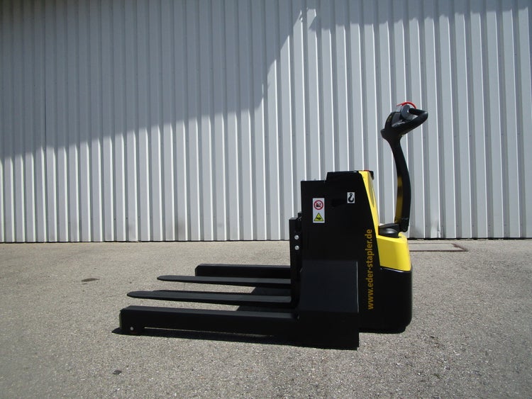 Bild von einer Speziellen Behälteraufnahme für Niederhubwagen