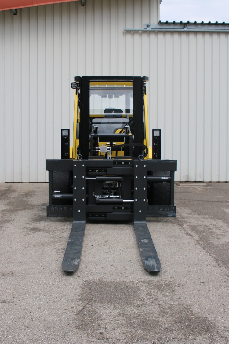 Bild von einem Containerfähiger Schwerlaststapler