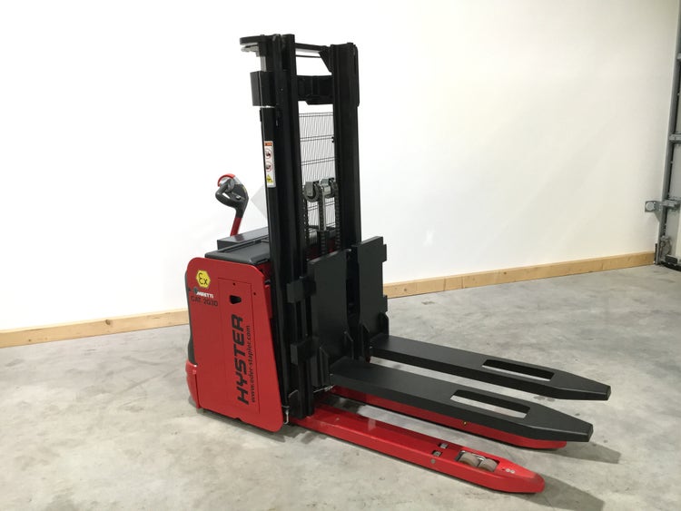 Bild von einem FEM Gabelträger Hochhubwagen