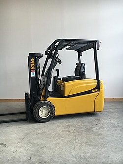 Bild von einem Sonderbau Sonderhöhe Fahrerschutzdach