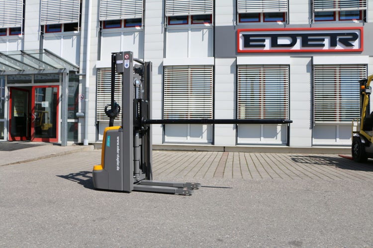 Bild von einem Dornhochhubwagen