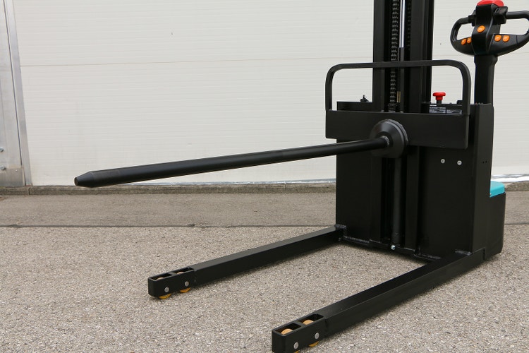 Bild von einem Dornhochhubwagen