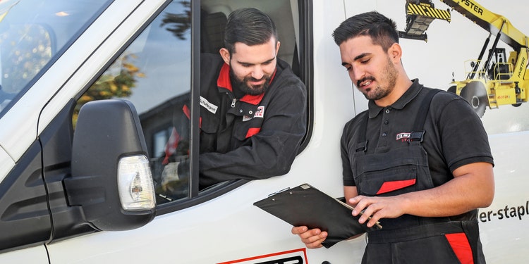 Header Bild zur Prüfung von Staplern