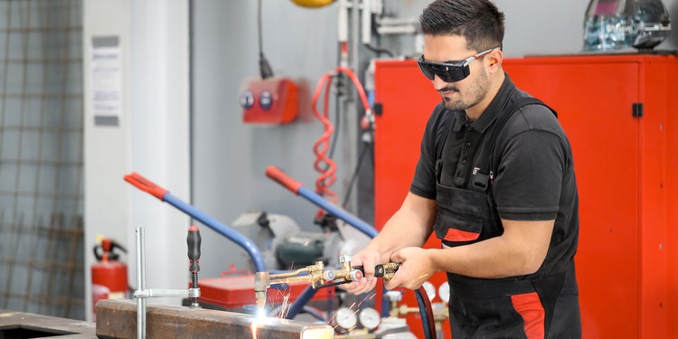 Header Bild zur Anpassung von einem Stapler