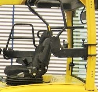 Bild von einem Stapler Rückhaltesystem